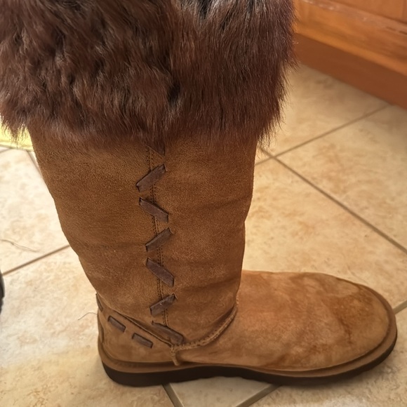 UGG ROSANA Chestnut Winter Boots - Picture 5 of 7
